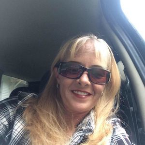 Meet your Posher, Sandy